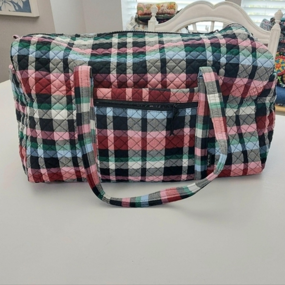 Vera Bradley Large Duffel Ribbons Plaid NWT